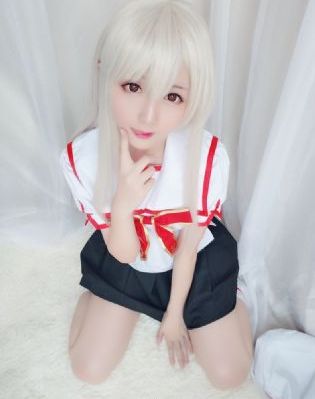 吃奶摸下激烈视频学生